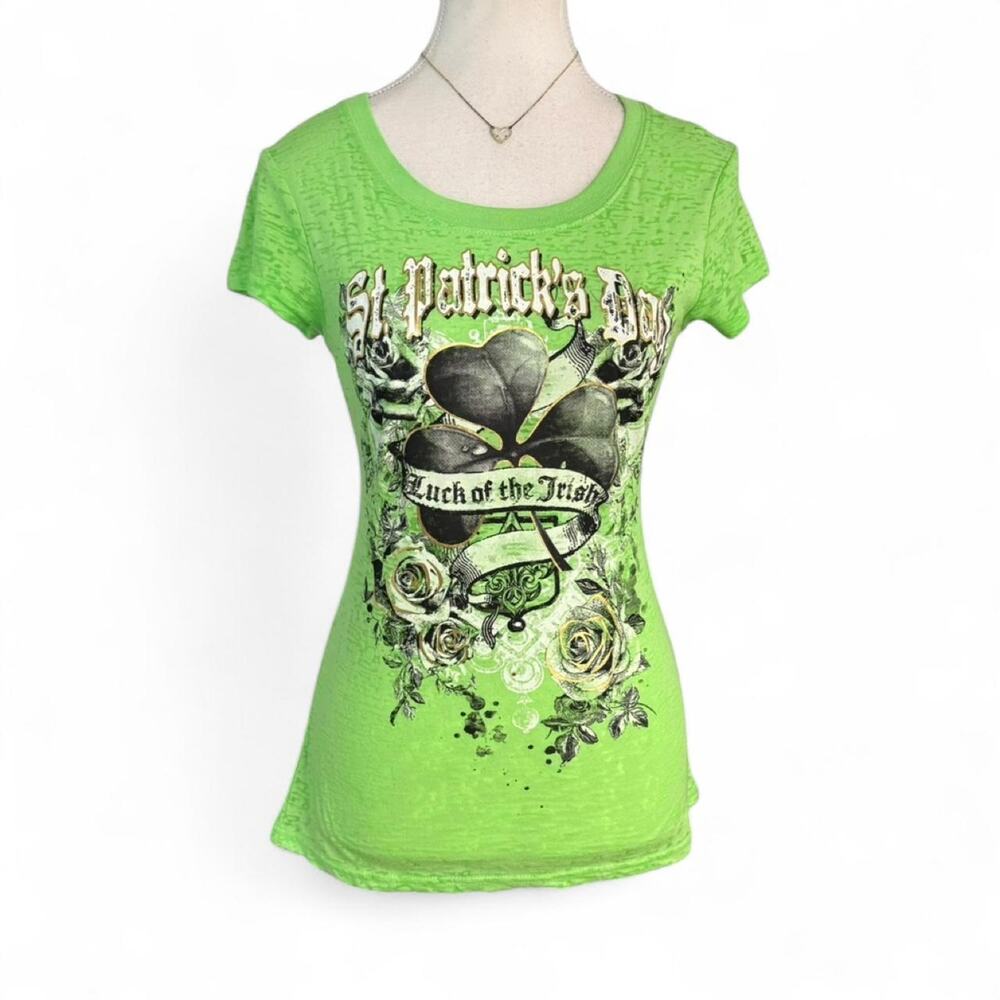Rocker girl Green Sheer grunge styled short sleeve st Patrick’s baby tee size M